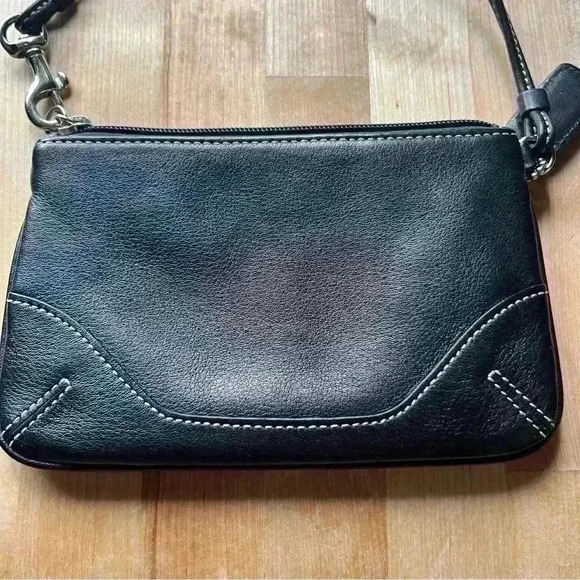 Coach Wristlet Purse Black Soft Leather Zip Top Small Fashion Bag Side Handle - Picture 8 of 10